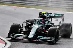 Oud-teamgenoot snapt niks van Vettel: 'Dit deed hij normaal nooit'