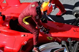 Mick Schumacher rijdt in Mugello met de F2004 van zijn vader