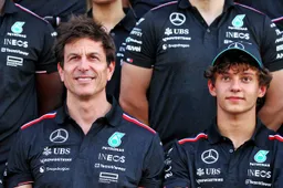 Il giovane Antonelli stuzzica Toto Wolff: "Vecchio mio!"
