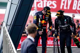 Internationale media prijst Verstappen: "Mad Max liet hem geen keuze!"
