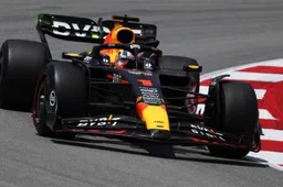 Verstappen primero en una FP3 marcada por la lluvia