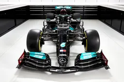 Mercedes W12 from even more angles - See the pictures