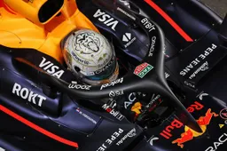 Verstappen gewinnt, nachdem Norris' Chance durch einen 10-Sekunden-Stop-and-Go unterbrochen wurde