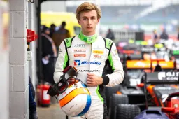 Seguindo os passos de Verstappen? Este Max da simracing sonha com a F1