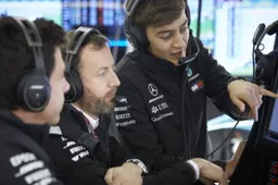 Russell onder de indruk van Hamilton: "Zijn manier van werken is verfrissend"