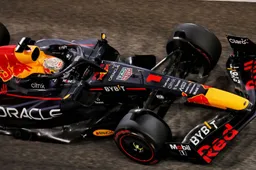 Tevreden Verstappen: 'Porpoising geen probleem voor Red Bull'