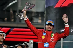 Ferrari gefileerd: 'What the fuck dachten ze dan wel niet met Sainz?'