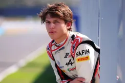 Laurens van Hoepen: het nieuwste racetalent van Nederlandse bodem in F3