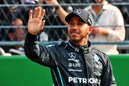 Mercedes celebra 10 anos do início da parceria com Hamilton