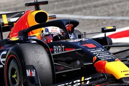 Bekijk hier: Verstappen heeft 'moment' tijdens eerste meters in Bahrein