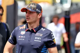 Verstappen continues to voice concerns: 'This can't keep going well'