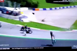 Huge crash in MotoGP, Rossi escapes a serious injury