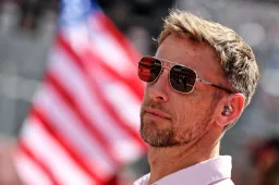 Button voit du positif dans le nouveau nom de l'écurie de F1 : "Les gens en parlent, n'est-ce pas ?