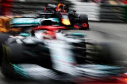 Lewis Hamilton "ready to fight" Max Verstappen