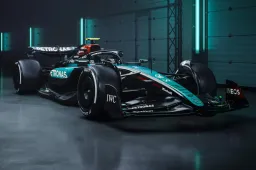 Mercedes nimmt für den Großen Preis von Singapur Änderungen an seiner Lackierung vor