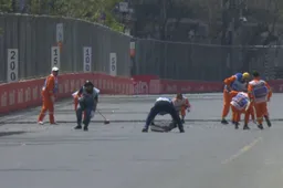 Claire Williams reageert op putdekselincident tijdens VT1 in Baku