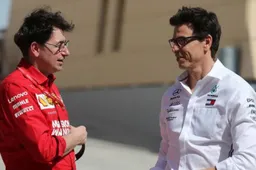 Toto Wolff vermaakt zich prima buiten de raceweekenden