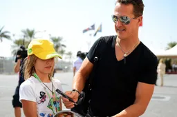 'Michael Schumacher is aan de betere hand en volgt zware fysiotherapie'