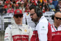 Update: Kimi Raikkonen begint ook vanuit de pitstraat!