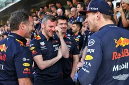 Horner kiest voor Verstappen: "De rijder die boven iedereen uitstak"