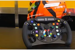 Zo werken de knoppen op een complex F1-stuurwiel!