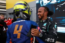 Mercedes: "Hamilton had een hele goede start, totdat Norris hem blokkeerde"