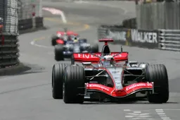 McLaren van Raikkonen en WK winnende wagen Andretti te koop
