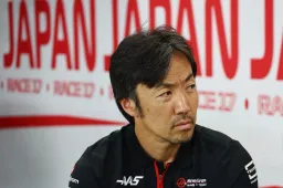 ¿Quién es Ayao Komatsu, el nuevo jefe del equipo Haas y sucesor de Steiner?