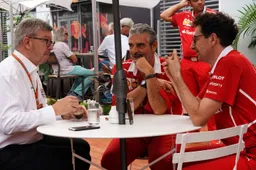 Brawn sees frustrated Vettel: ''Ferrari should sit down with him''