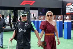 Bottas returns with a podium in Australia, girlfriend Cromwell takes gold