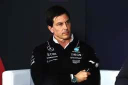 Wolff not happy after Bahrain GP: 'Frustrating way to start season'