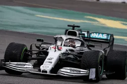 Flinke kosten om een gecrashte Mercedes te repareren