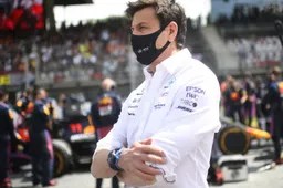 Wolff: 'We zullen in geen enkele fase van het seizoen opgeven'