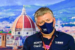Szafnauer: "We couldn't have told Sergio anything more"