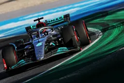 Russell verbaasd: 'Ferrari en Red Bull hebben een stap voorwaarts gezet'