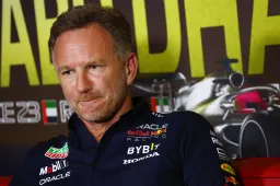 Foto curiosa de Wolff e Horner repercute após final em Abu Dhabi