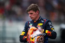 Verstappen and Ricciardo travel together in helicopter after race at Spa