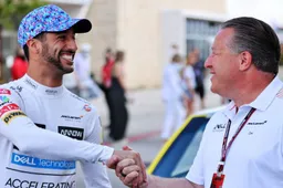 Video of Ricciardo in Earnhardt's car during US GP