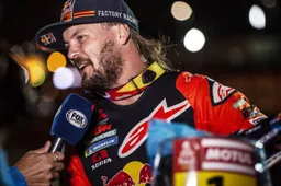 Uitslag derde etappe Dakar Rally 2021 | Al-Attiyah wint, crashes voor Nederlanders