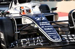 Perez am produktivsten am letzten F1-Testtag, Sitzung zweimal mit roter Flagge