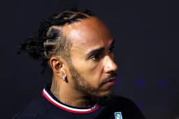 Hamilton irritated with Mercedes' decision: 'Strange way to finish it'