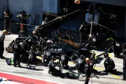 Grosjean could pay for his poor form at "crisis" Haas