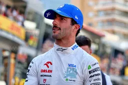 Perez signed: What does this mean for Daniel Ricciardo?