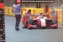 Formula 2: Sean Gelael runs over two marshals!