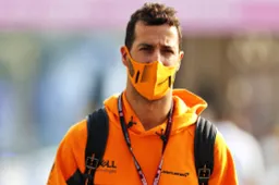 Ricciardo looked at Verstappen in Abu Dhabi: 'How is this happening?'