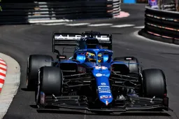 Alonso vindt als eerste coureur dit weekend de genadeloze muren in Monaco