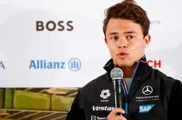 De Vries looks forward to 'showcasing himself in Formula 1'