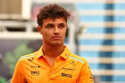 Norris ligt eruit na kostbare fout in Q1 Baku en start de F1-race vanaf P17