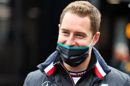 Aston Martin apresenta Vandoorne como segundo piloto de teste e reserva