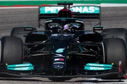 Hamilton had impossible task: 'Mercedes is far too sensitive for that'